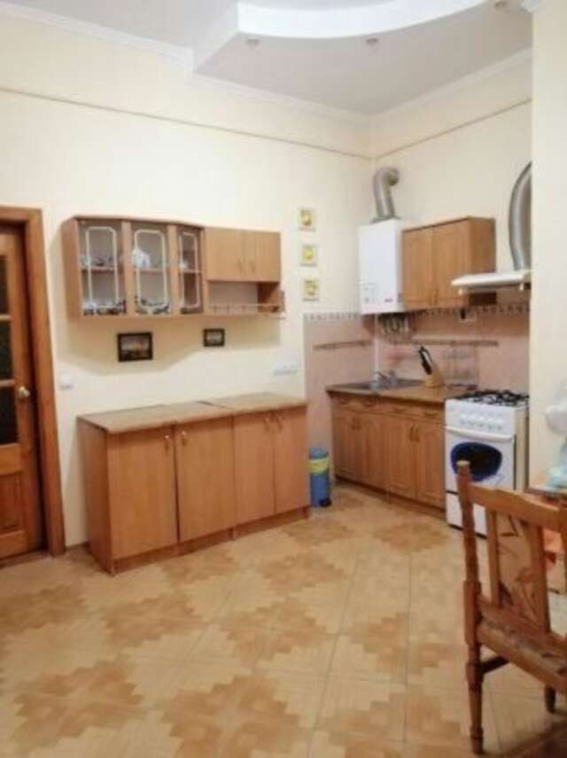 Апартаменты Apartment on pl.Kirila i Mefodia Мукачево-51